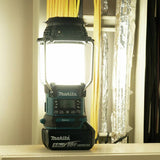 Makita 18V cordless radio lantern (British brand)