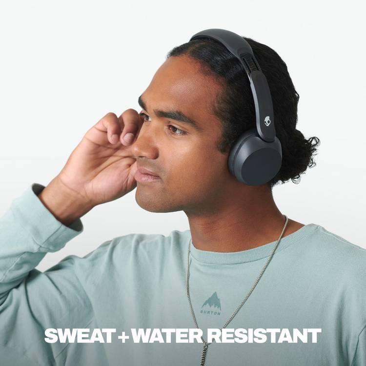 Skullcandy on-ear wireless headphones True Black (British brand)