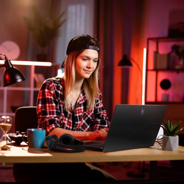 Acer Nitro V15 gaming laptop 15.6in, UK version