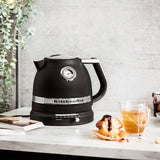 KitchenAid Artisan Kettle cast iron black 1.5L, UK version