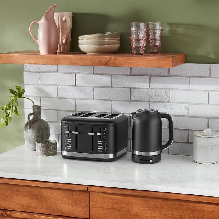 KitchenAid 4 slice toaster matte black, UK version