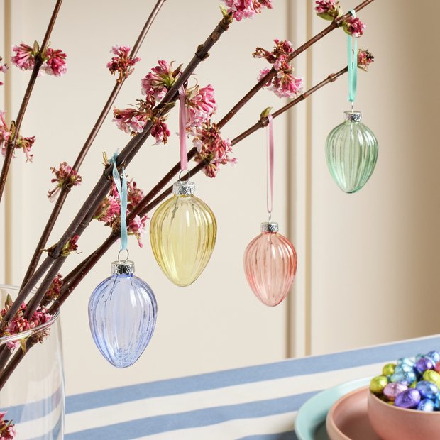Argos Home pack of 4 egg shaped glass hanging decorations, UK version