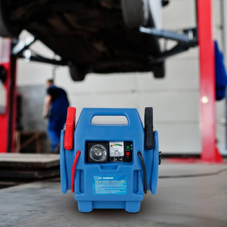 Streetwize 12V jump starter and air compressor - British product