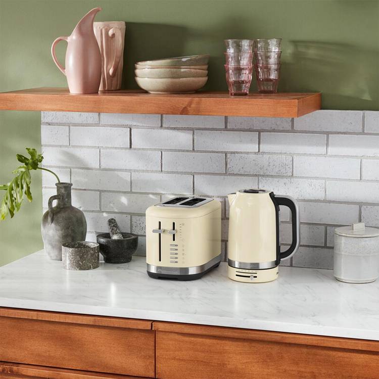 KitchenAid variable temperature kettle cream 1.7L, UK version