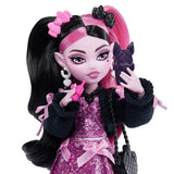 Monster High Draculaura fashion doll with accessories, UK version