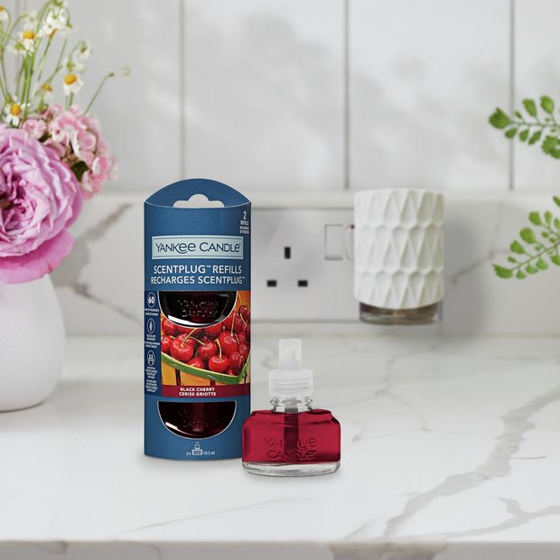 Yankee Candle Black Cherry plug in diffuser refill, UK version