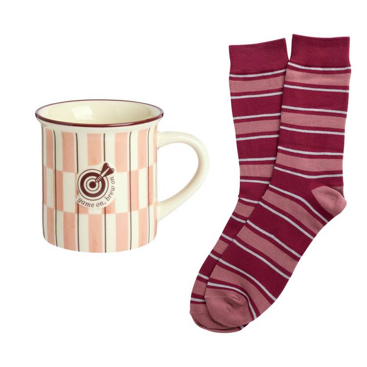 Argos Home dartboard mug and socks gift set 280ml, imported from the UK