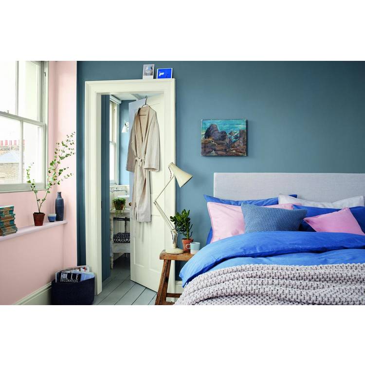 Dulux Matt Emulsion Paint Denim Drift 5L imported from the UK