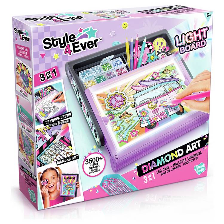 Style 4 Ever diamond art LED case with gem kit, UK version