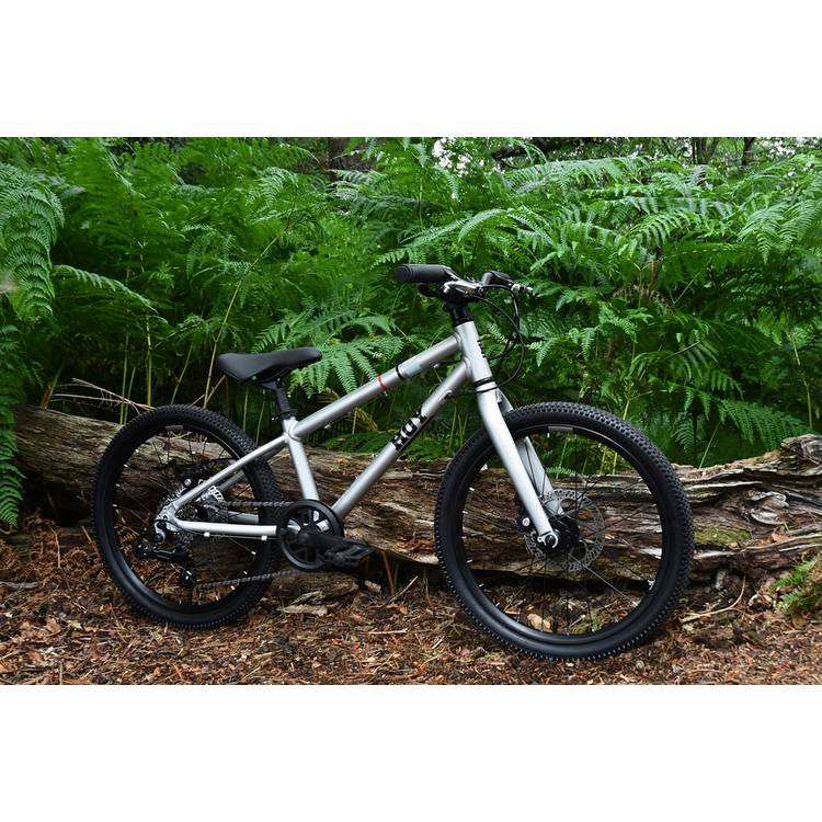 Hoy kids bike Titanium Silver 26 inch (British brand)