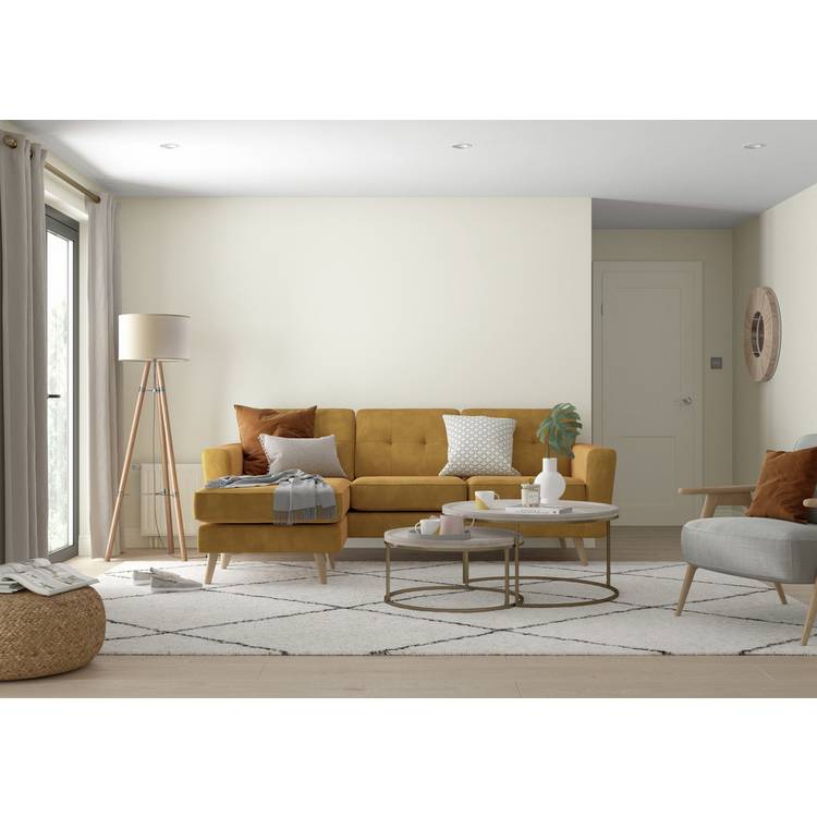 Dulux Easycare paint in Jasmine White 2.5L - British product