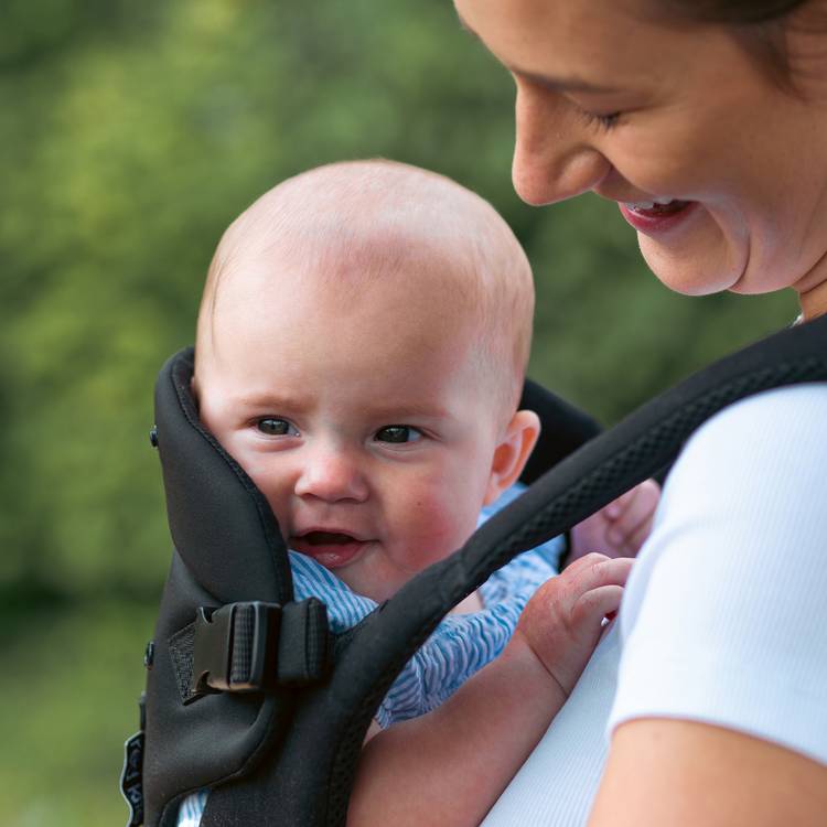 Red Kite Ara baby carrier with multiple carry positions (British brand)