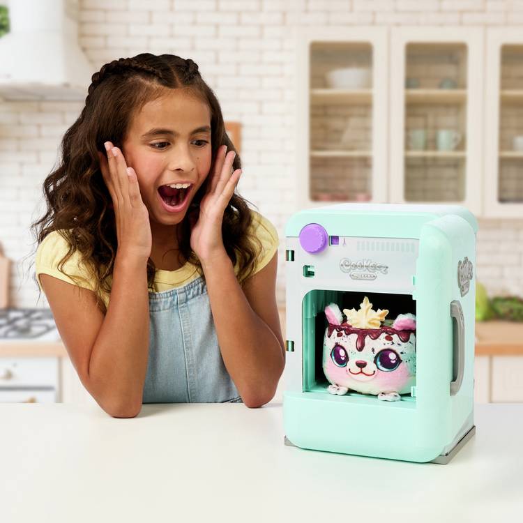Cookeez Makery Freezy Cakez playset - British product