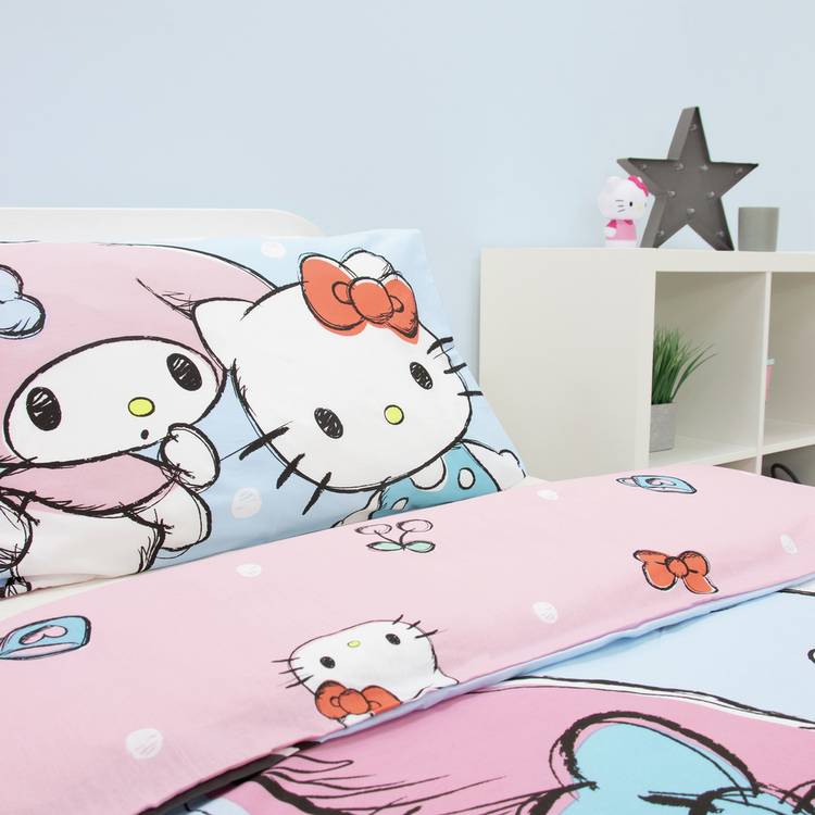 Hello Kitty single bedding set with panel print (British brand)
