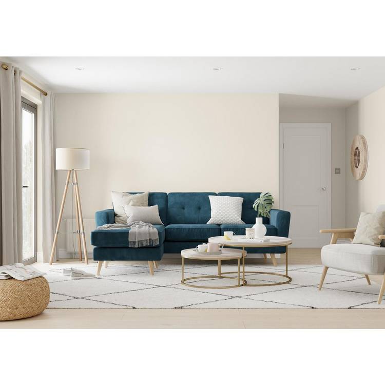 Dulux Walls and Ceilings Matt Paint Natural Calico 5L (British brand)