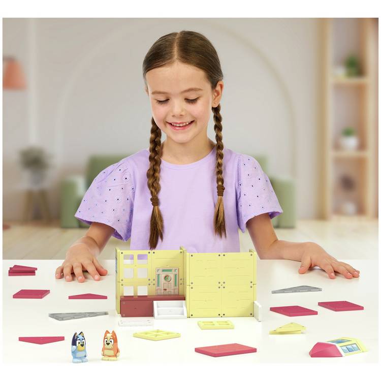 Tile Town Bluey Heeler Home magnetic tile set (British brand)