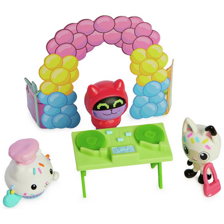 Gabby's Dollhouse Pandy Paws birthday gift set, UK version