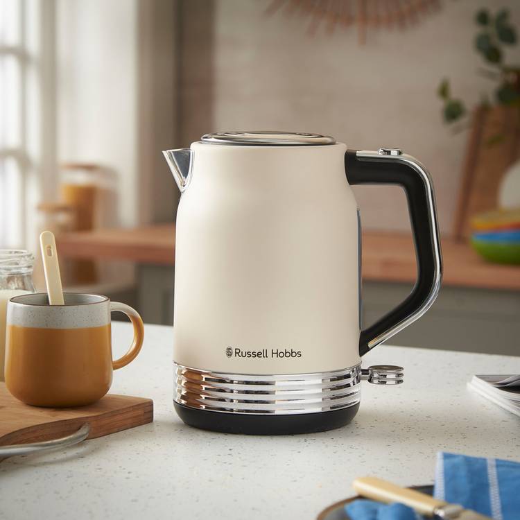 Russell Hobbs Hanley kettle Jasmine White, UK version