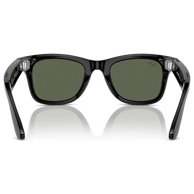 Ray-Ban Wayfarer Large smart glasses shiny black frame green lens, UK version