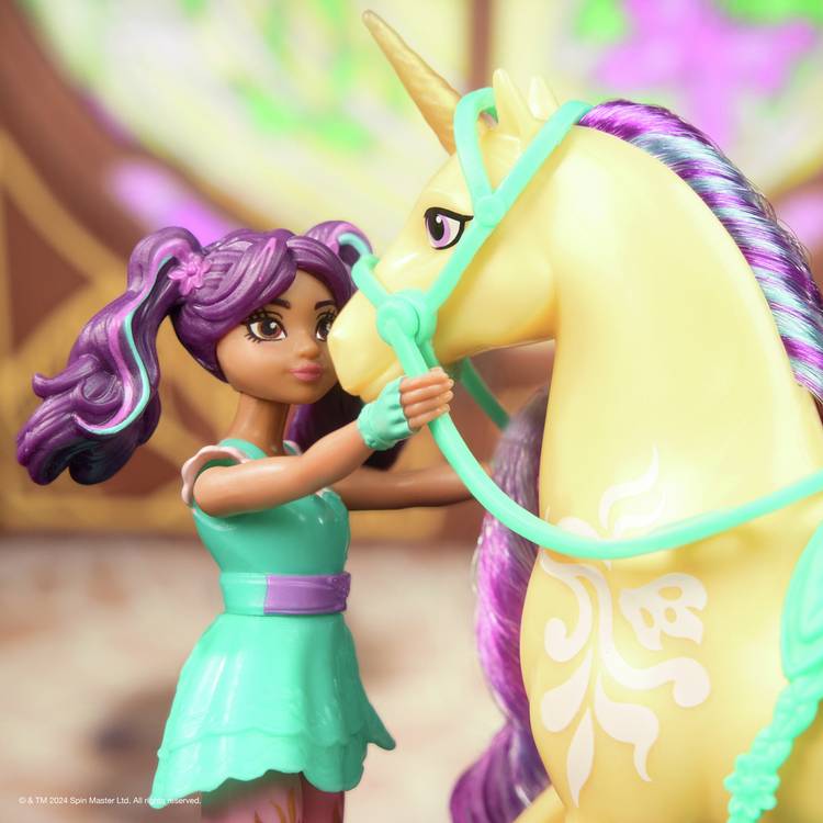 Unicorn Academy Ava and Leaf small doll set (British brand)