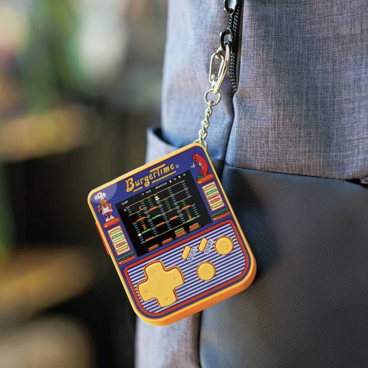 HyperMegaTech BurgerTime keychain gamer - British product