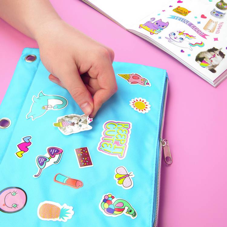 Fashion Angels sticker book with 1000+ stickers - British product