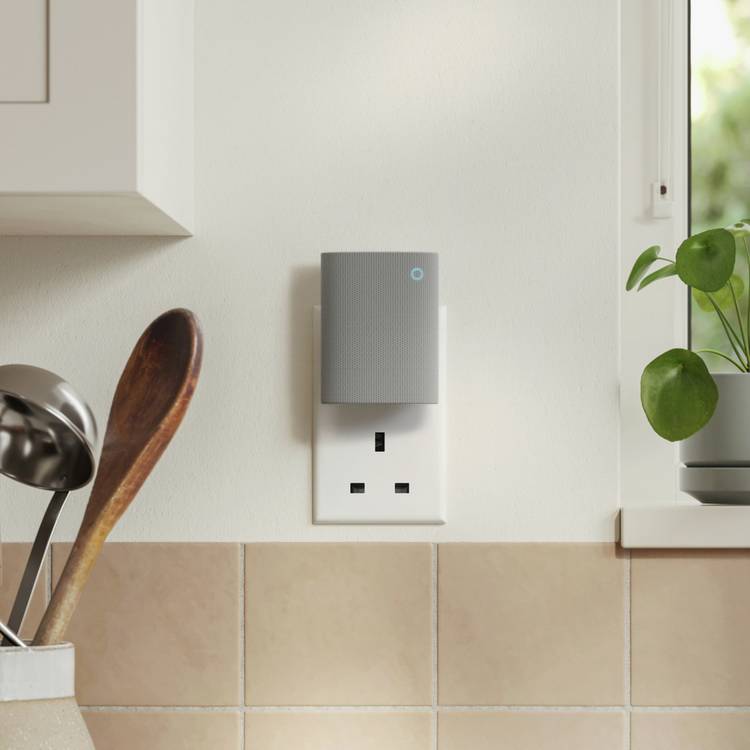 Ring Chime 3rd Gen wireless doorbell chime - British product