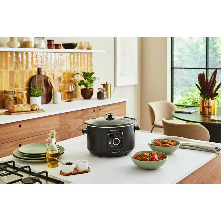 Morphy Richards Easy Time 3.5L black slow cooker, imported from UK
