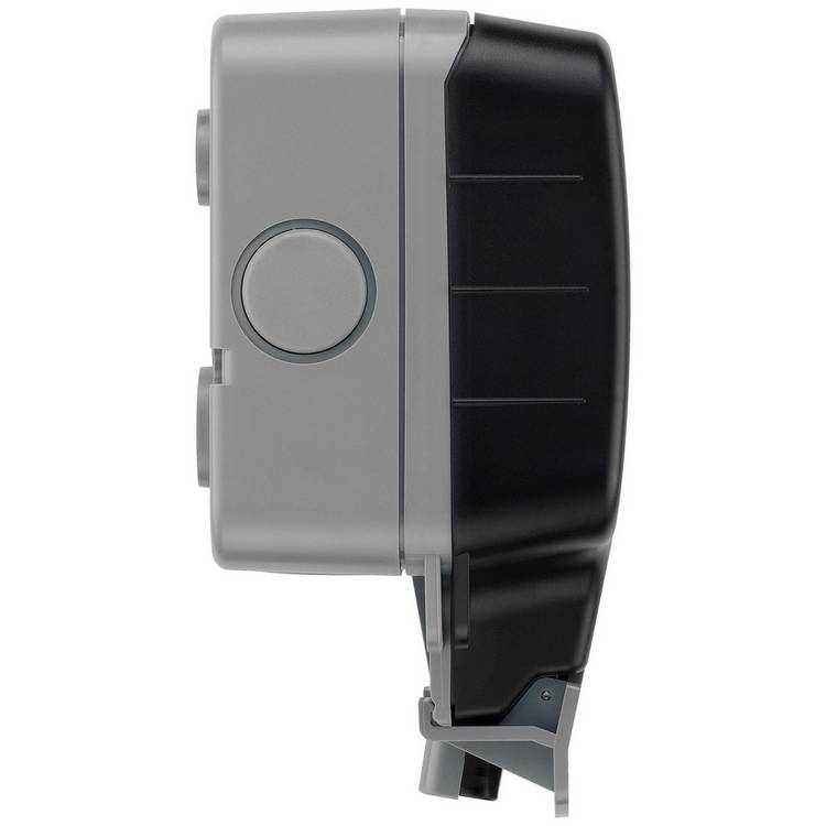 BG Electrical outdoor switched socket (British brand)