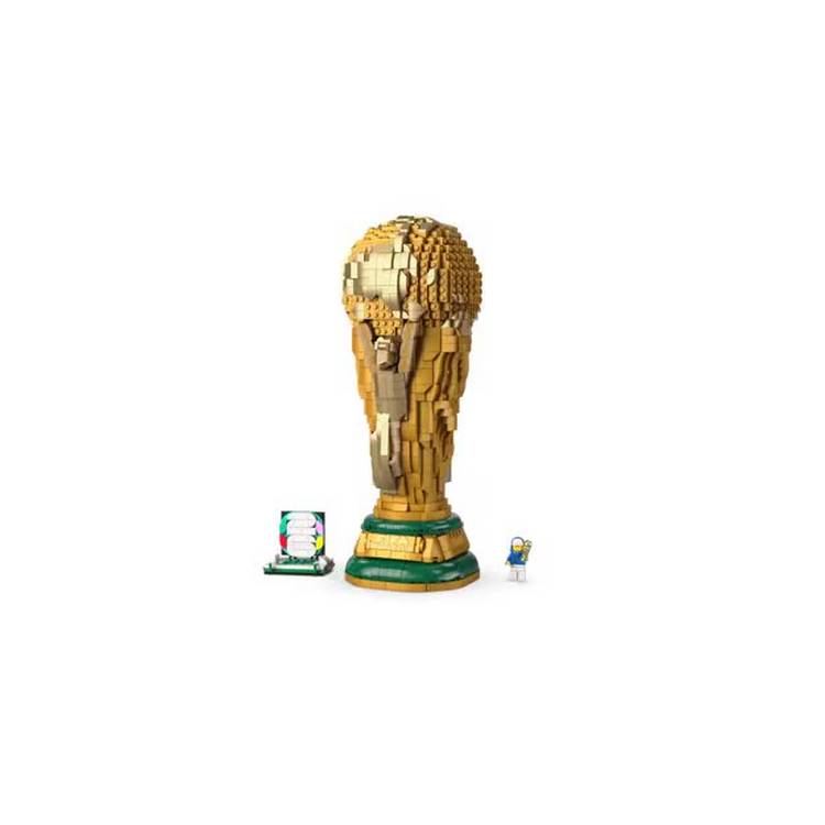 LEGO FIFA World Cup Trophy model kit 2842 pieces - British product