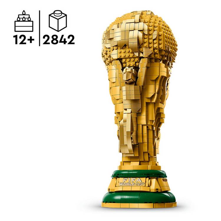 LEGO FIFA World Cup Trophy model kit 2842 pieces - British product
