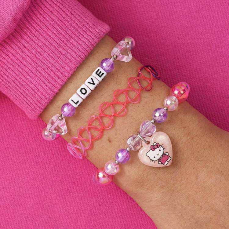 Hello Kitty stretchy beaded bracelet set (British brand)