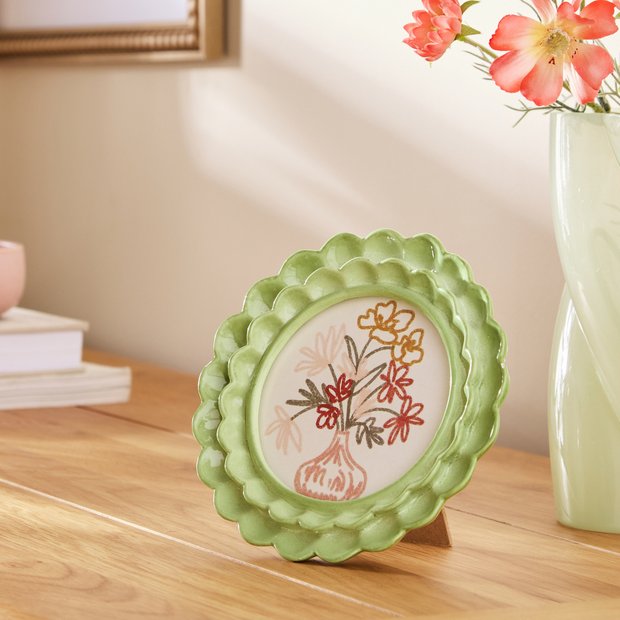 Argos Home scallop green resin picture frame 4x4 - British product