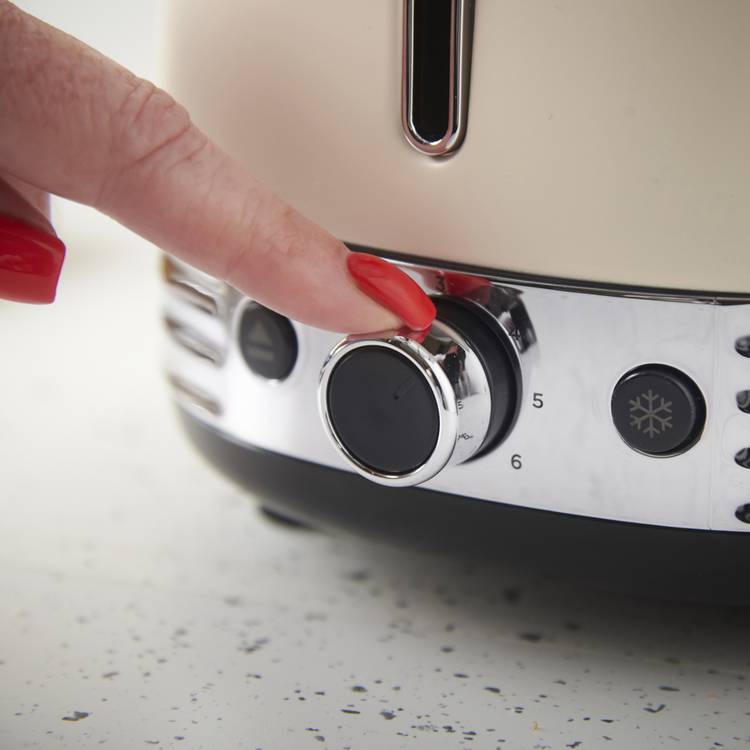 Russell Hobbs Hanley white 2 slice toaster (British brand)