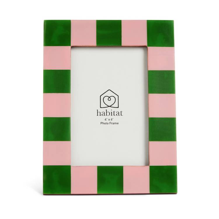 Habitat pink green checkerboard frame 4x6, imported from the UK