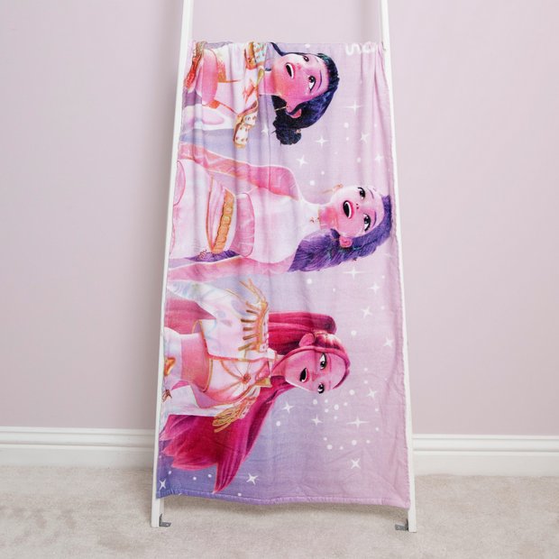 KPop Demon Hunters lilac beach towel 140x70cm, imported from the UK