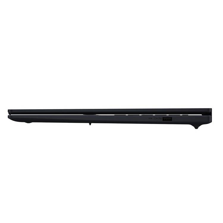 ASUS Vivobook 18 laptop RA15 AMD Ryzen 5 - British product