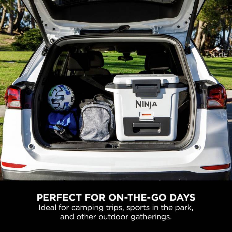 Ninja FrostVault hard cooler Cloud White 30QT, imported from the UK