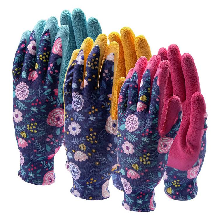 Town & Country women's triple pack floral gardening gloves, UK version