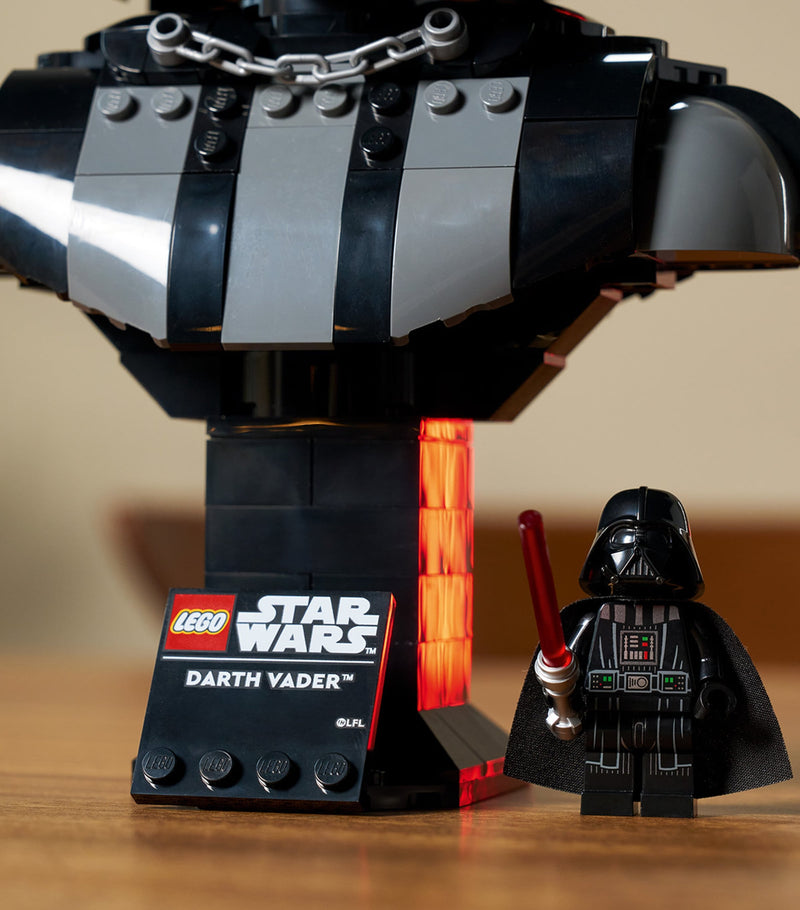 Lego Star Wars Darth Vader Bust model kit, 349 pieces, imported from the UK