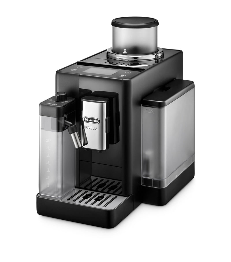 De'Longhi Rivelia coffee machine with touch display and milk carafe - British product