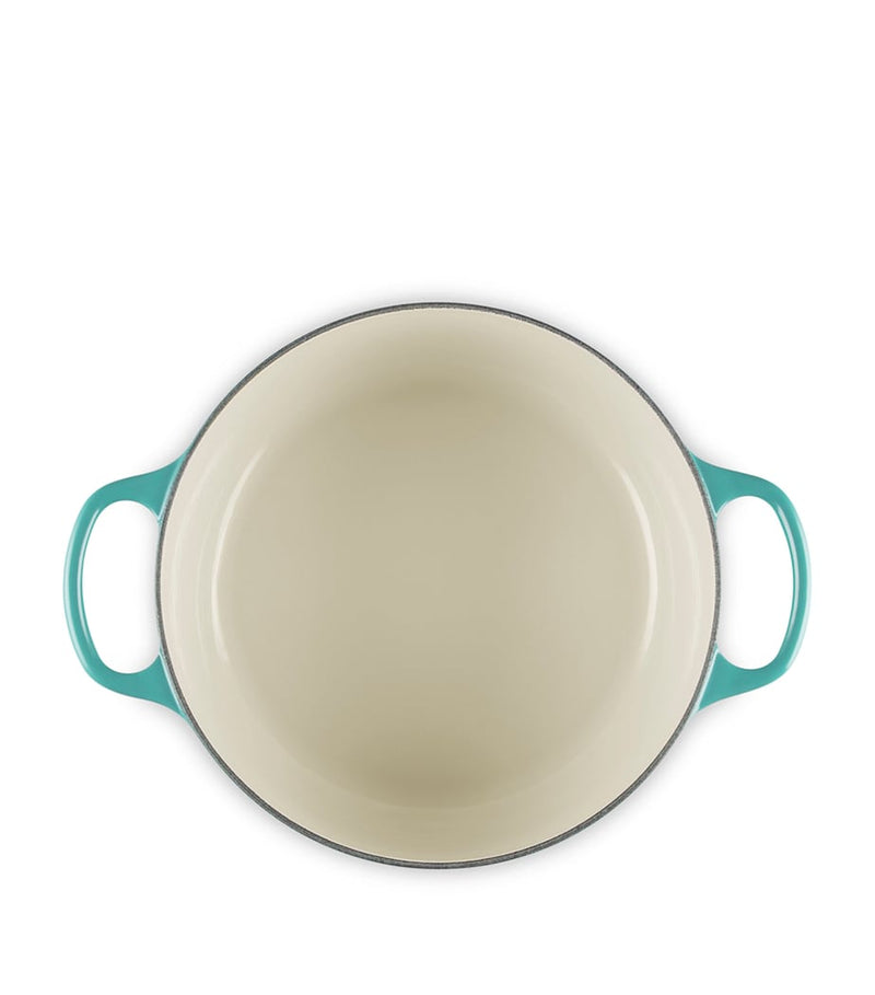 Le Creuset round cast iron casserole dish 24cm, UK version