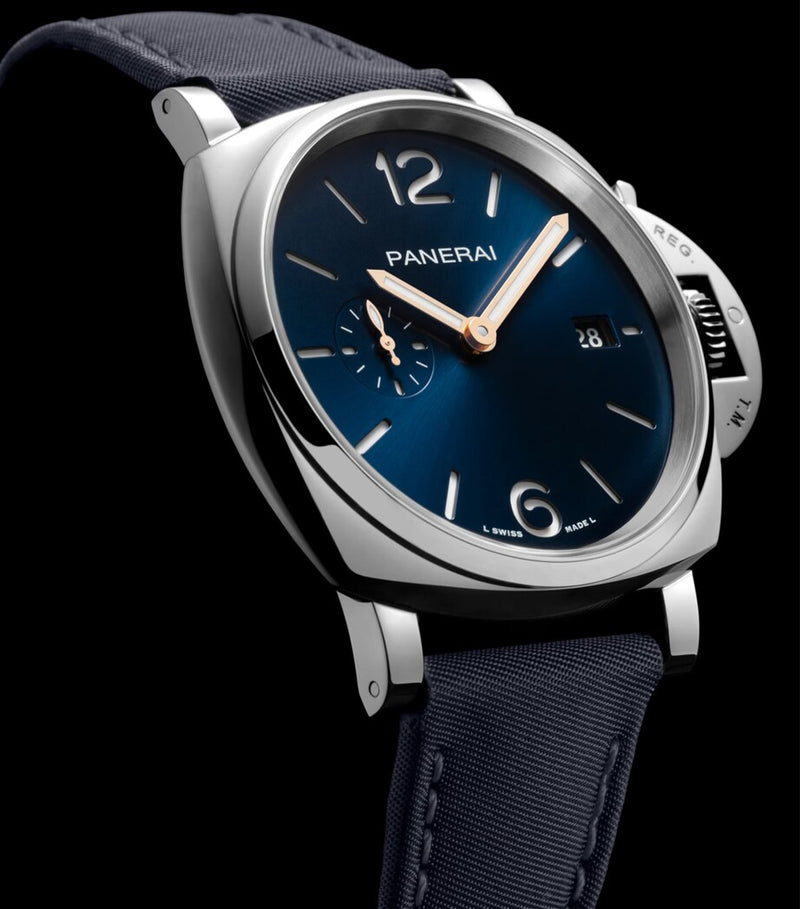 Panerai Luminor Due watch 42mm, UK version