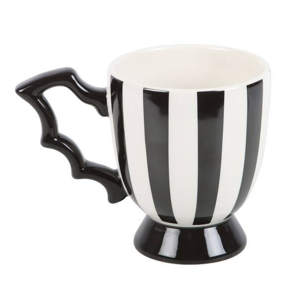 Something Different bat wing striped tea cup 490ml, imported from the UK
