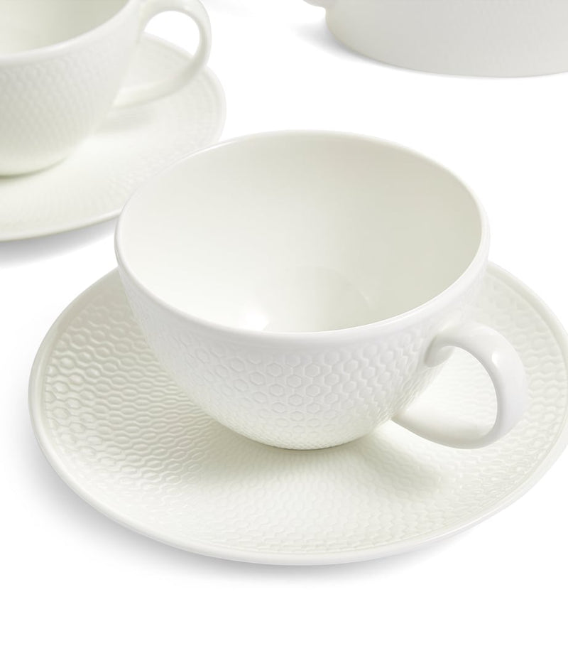 Wedgwood Gio 7-piece tea set (British brand)