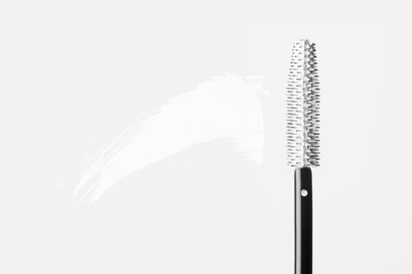Glisten Cosmetics White Spectra Lash tubing mascara (British brand)
