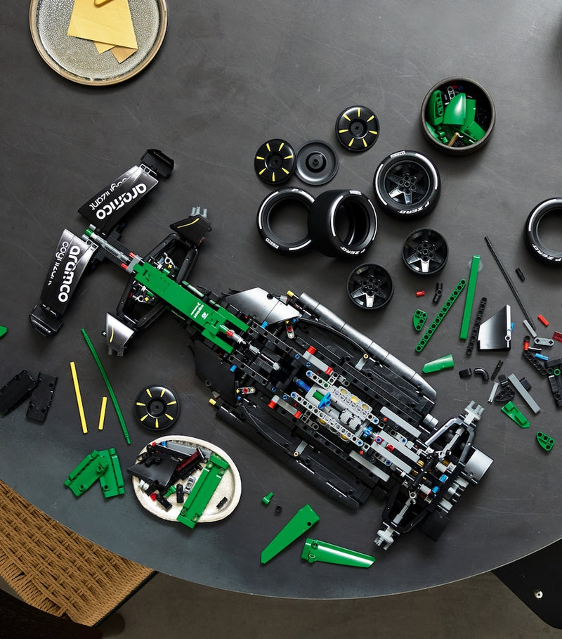 LEGO Technic Aston Martin F1 car set 1:8 scale - British product