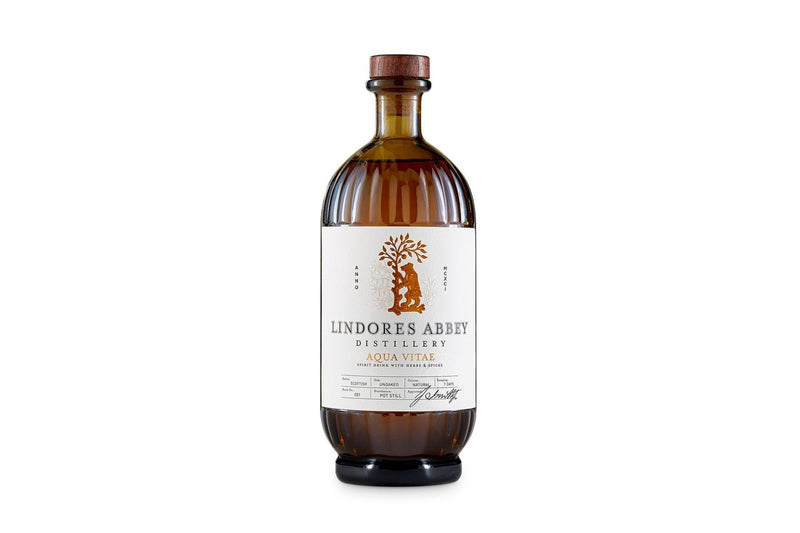Lindores Abbey Aqua Vitae botanical spirit 70cl, (British brand)