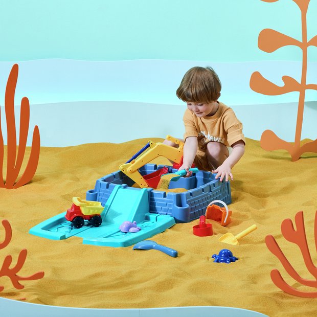 Chad Valley sandbox game with spades buckets digger (British brand)