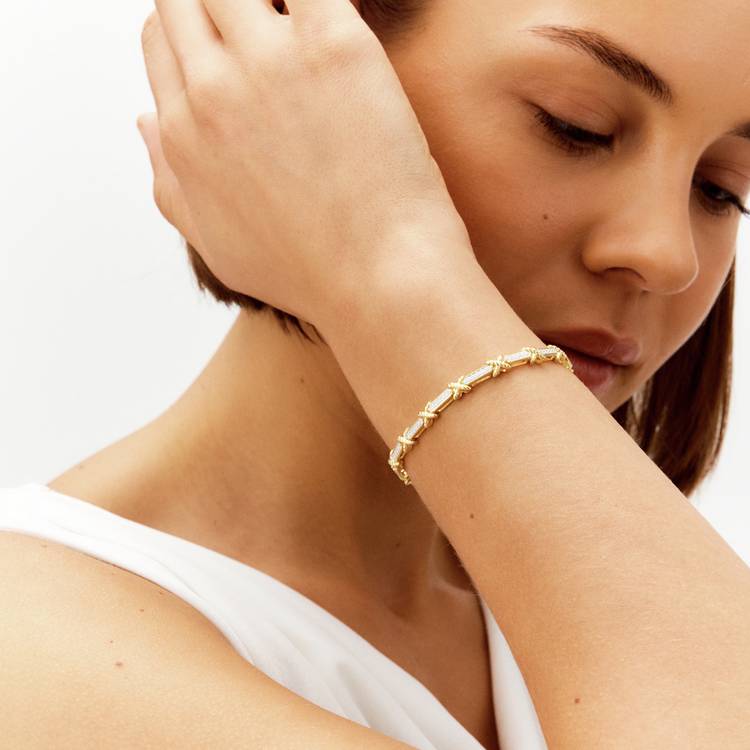Revere gold plated silver kisses linked tennis bracelet 7.5in - British product